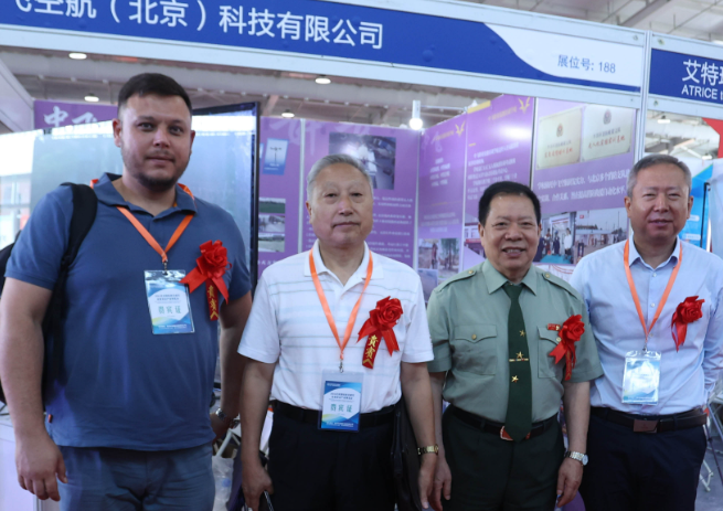 ë��գ������ںϿ�ѧ�о�ԺԺ�����й����ǵ����о����������ܹ���ʦ