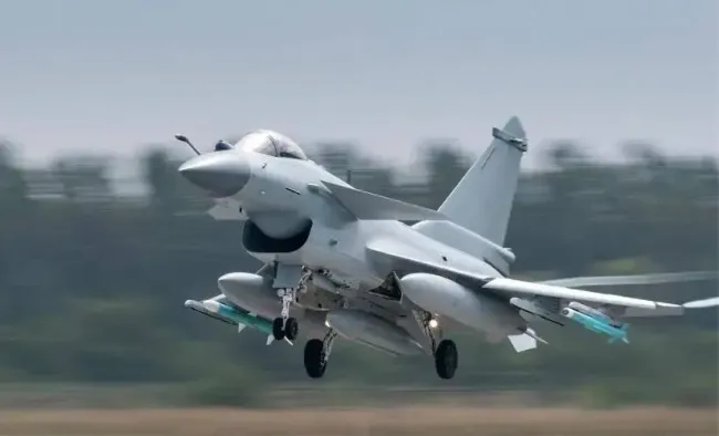 ���ղ� �麣���� �������õ��ϣ���ʮ����й���չ���б���ʱ�̱�����Ҫ�һ����