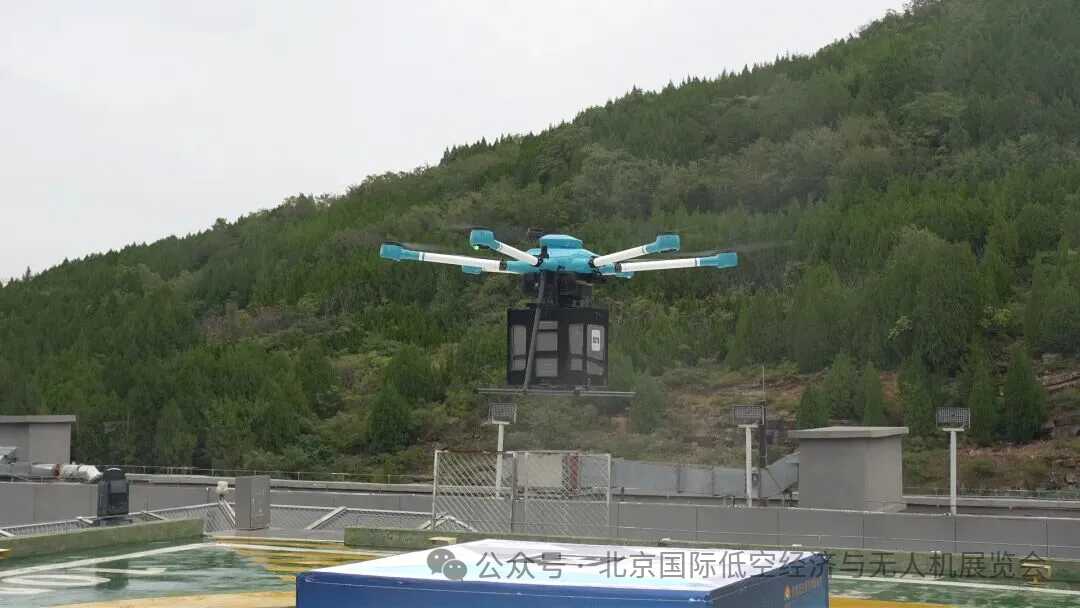 ���˻�ҽ�Ƽ����豸ǿ������ | 2026�����Ϳվ���չ